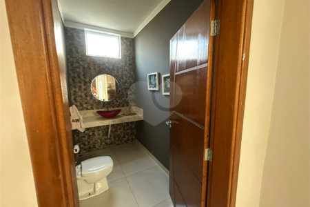 Casa à venda com 3 suítes em Cidade Jardim, Araraquara, SP