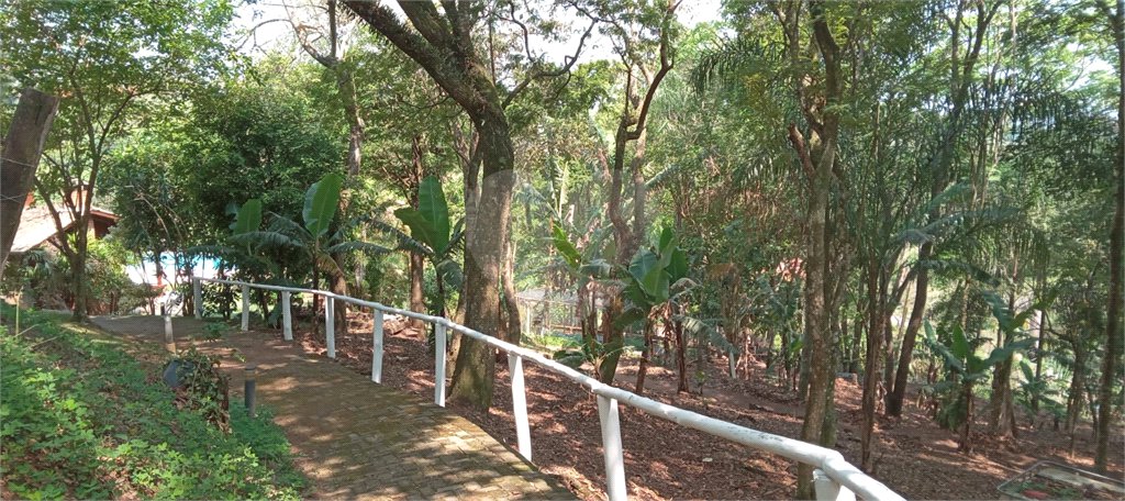 Casa para alugar com 3 quartos, sendo 1 suíte, no condomínio Itaembu, Itatiba - SP