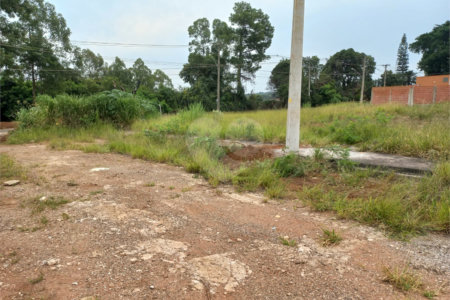 Terreno com 150,00 m² .