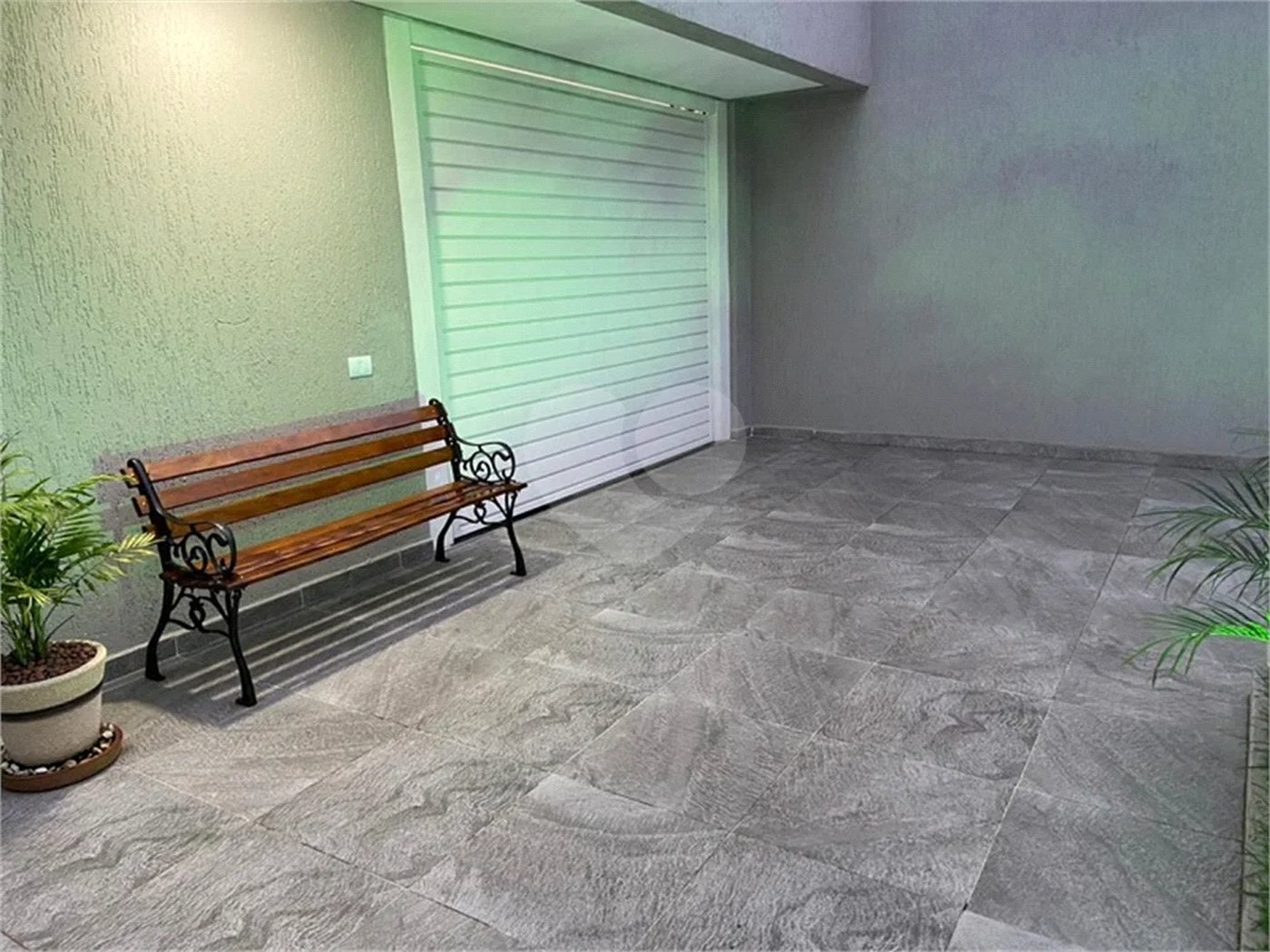 Vende Belíssimo Sobrado