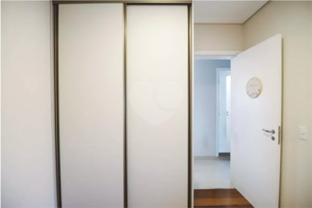 Apartamento à venda com 3 quartos, sendo 1 suíte,  em Vila Dom Pedro II, São Paulo, SP