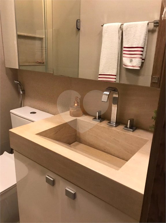 Apartamento à venda com 2 quartos, sendo 1 suíte, em Tijuca, Rio de Janeiro, RJ