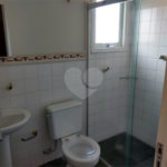 Casa à venda com 3 quartos, sendo 1 suíte, no condomínio Villaggio Dei Fiori, Louveira - SP