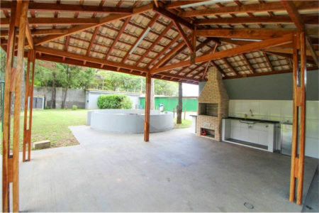 Casa à venda com 4 quartos, sendo 2 suítes, no condomínio Eco Clube Vivendas do Lago, Sorocaba - SP