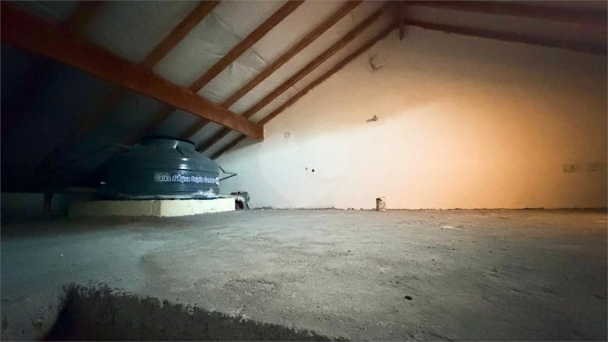 Casa à venda com 2 suítes no condomínio Residencial Real North Pedro, São Paulo - SP