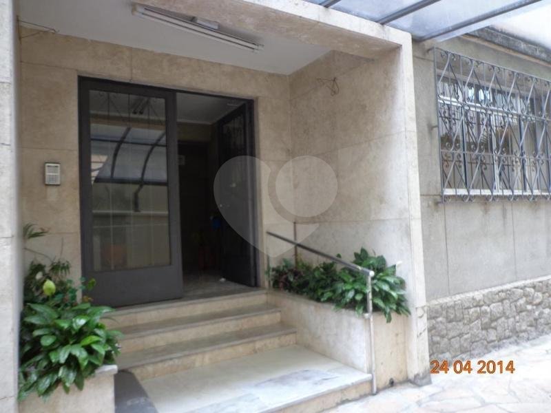 Apartamento à venda com 3 quartos, sendo 1 suíte, em Aclimação, São Paulo, SP