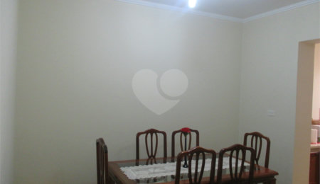 Casa à venda com 2 quartos, sendo 1 suíte, em Mirandópolis, São Paulo, SP