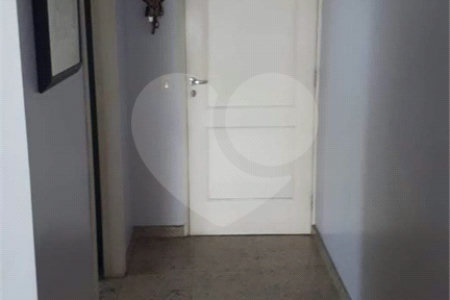 Apartamento à venda com 2 quartos, sendo 1 suíte, em Super Quadra Morumbi, São Paulo, SP