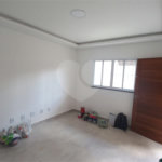 Casa para alugar com 3 quartos, sendo 1 suíte,  em Paraíso do Morumbi, São Paulo, SP