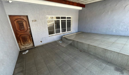 Casa Térrea à venda com 2 quartos, sendo 1 suíte,  em Horto, São Paulo, SP