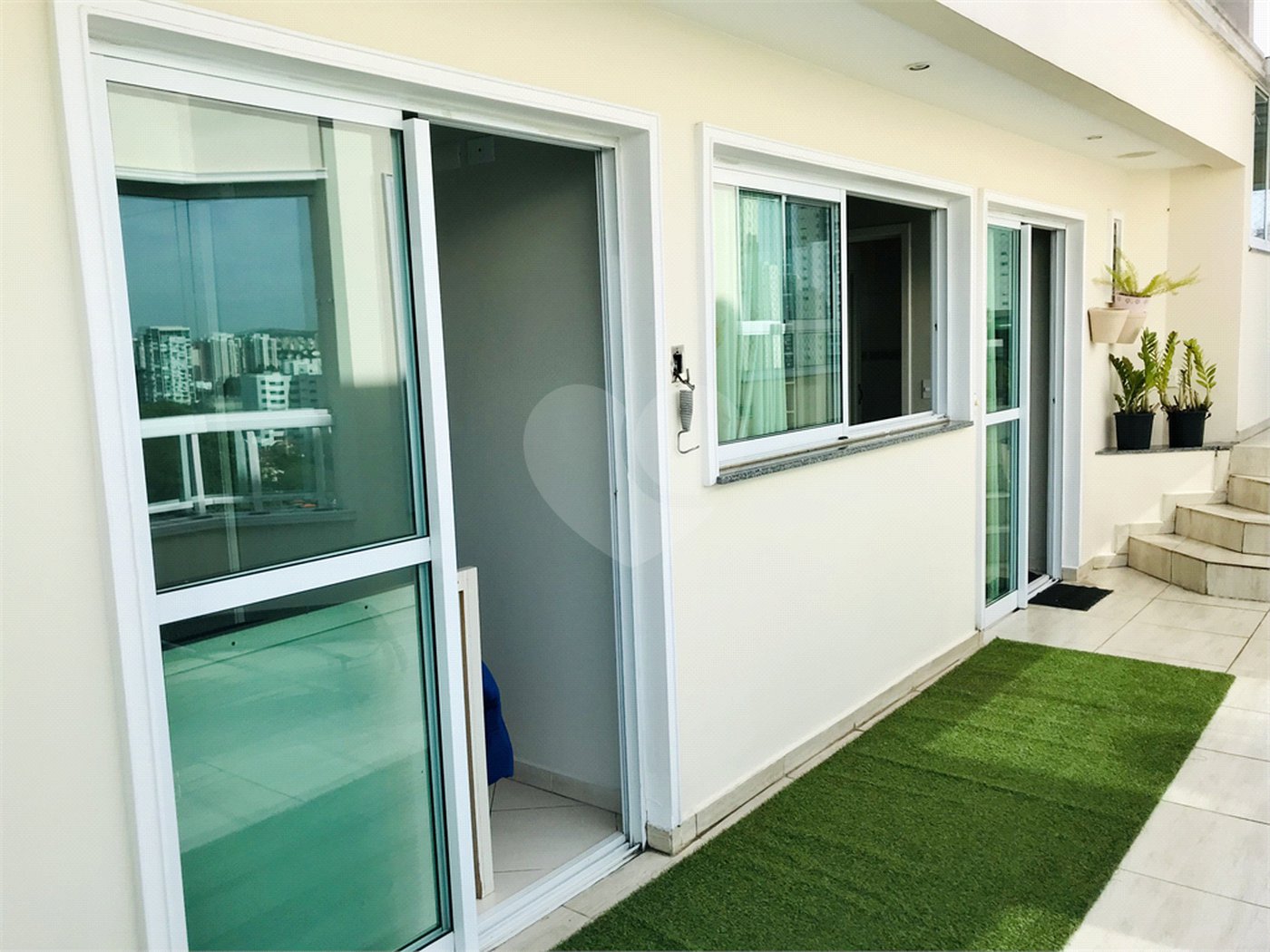 Apartamento à venda ou para alugar com 3 quartos, sendo 1 suíte, no Centro, São Bernardo do Campo, SP