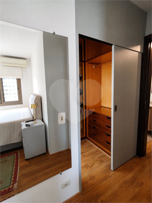 Apartamento para alugar com 3 quartos, sendo 1 suíte, em Morumbi, São Paulo, SP