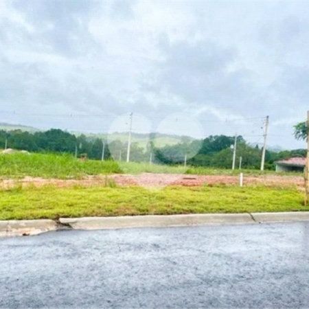Terreno à venda no condomínio Villaggio Itália, São Paulo - SP
