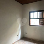Sobrado à venda com 3 quartos, sendo 1 suíte,  em Serra da Cantareira, Mairiporã, SP