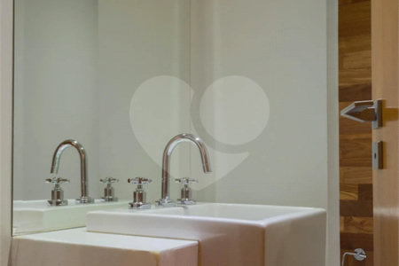 Apartamento à venda com 2 suítes em Anchieta, São Bernardo do Campo, SP
