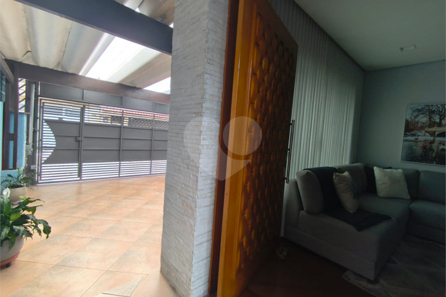 Sobrado à venda com 3 quartos, sendo 1 suíte,  em Tremembé, São Paulo, SP