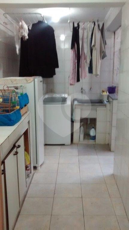 Casa à venda com 3 quartos, sendo 1 suíte, no condomínio Travessa Soldado Oscar Ribeiro Sampaio,8, São Paulo - SP