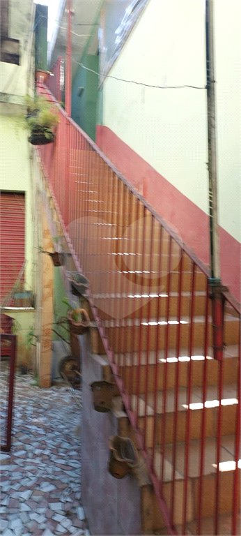 Sobrado à venda com 4 quartos em Vila Mira, São Paulo, SP