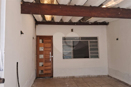 Sobrado à venda ou para alugar com 2 quartos em Vila Aimoré, São Paulo, SP