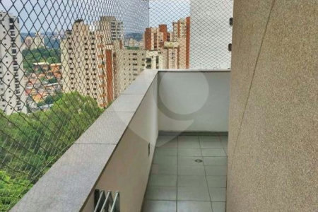 Apartamento para alugar com 4 quartos, sendo 3 suítes, em Jardim Londrina, São Paulo, SP