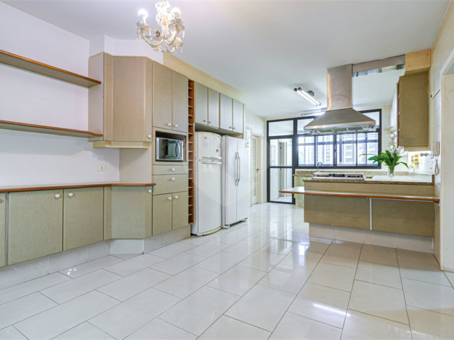Apartamento à venda com 4 suítes em Alto da Boa Vista, São Paulo, SP