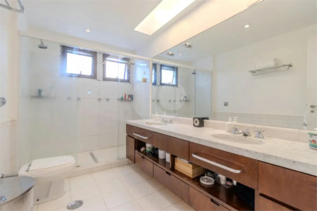 Apartamento à venda com 3 suítes em Vila Morumbi, São Paulo, SP