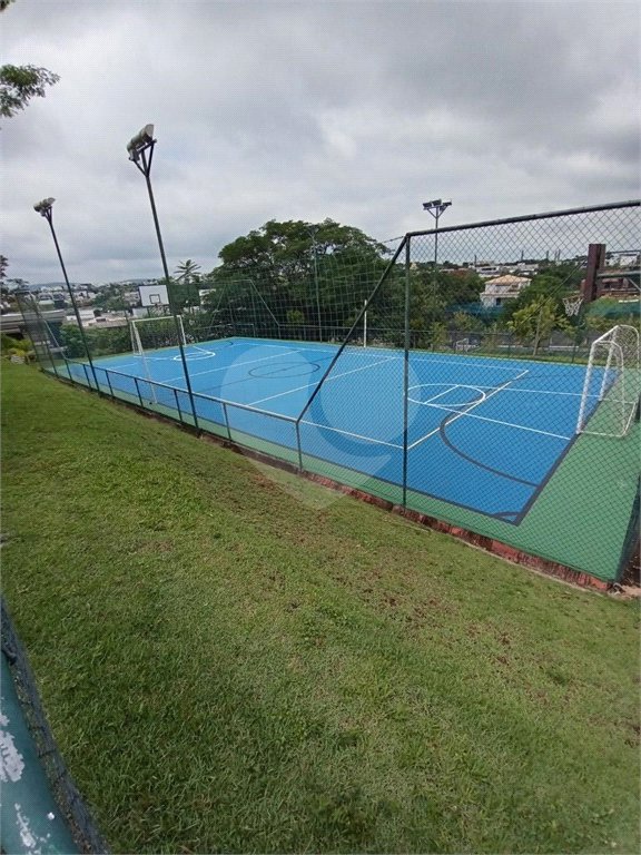 Casa à venda com 4 quartos, sendo 2 suítes, no condomínio Residencial Parque Esplanada, Votorantim - SP