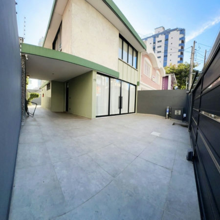 Casa com 3 dormitórios para alugar, 170 m² por R$ 13.740,00/mês - Gonzaga - Santos/SP