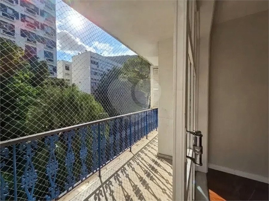 Apartamento à venda com 4 quartos, sendo 1 suíte, em Lagoa, Rio de Janeiro, RJ