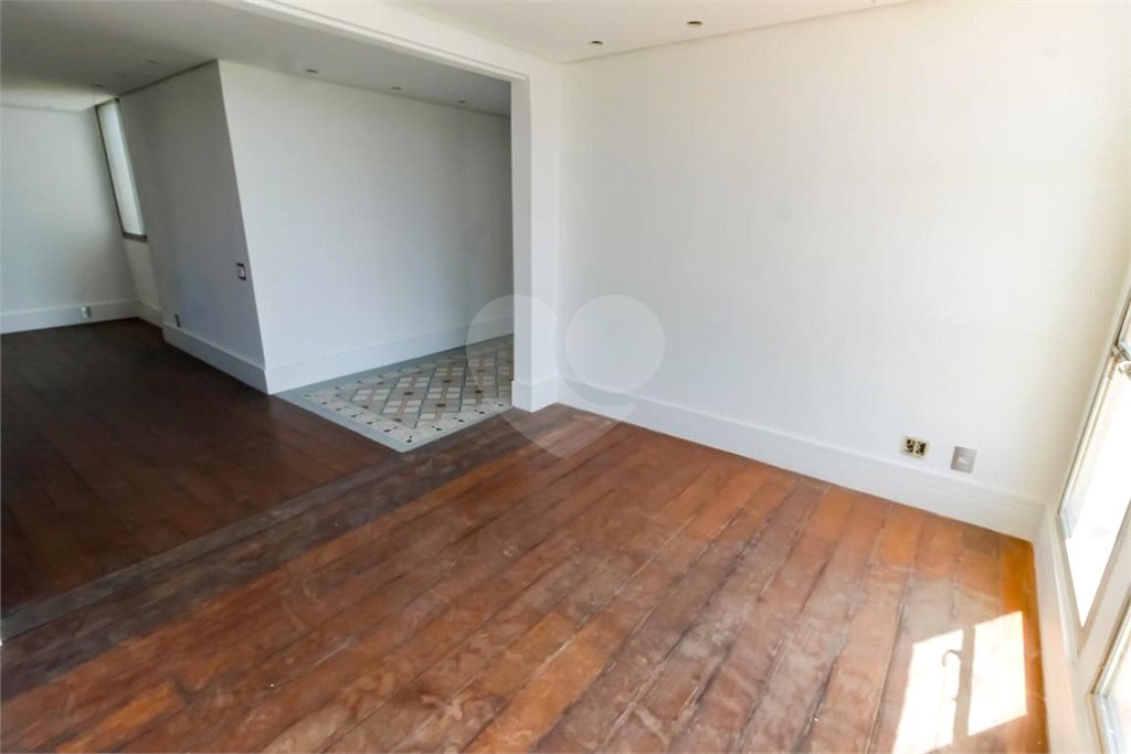 Apartamento à venda com 3 quartos, sendo 2 suítes, em Vila Andrade, São Paulo, SP