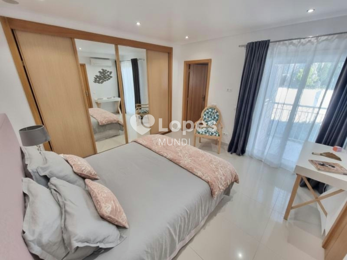 Casa com 4 quartos à venda em Albufeira, Algarve, Portugal – Vista para o mar e piscina