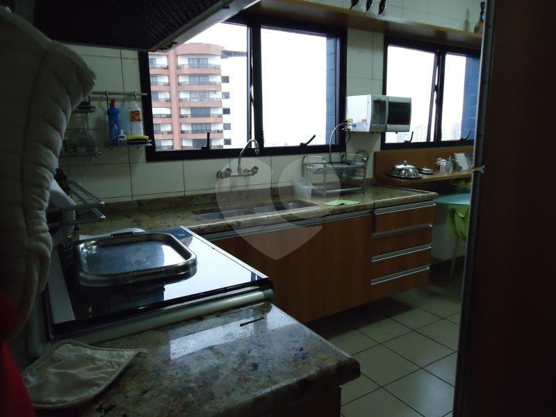 Apartamento à venda com 3 suítes em Vila Suzana, São Paulo, SP