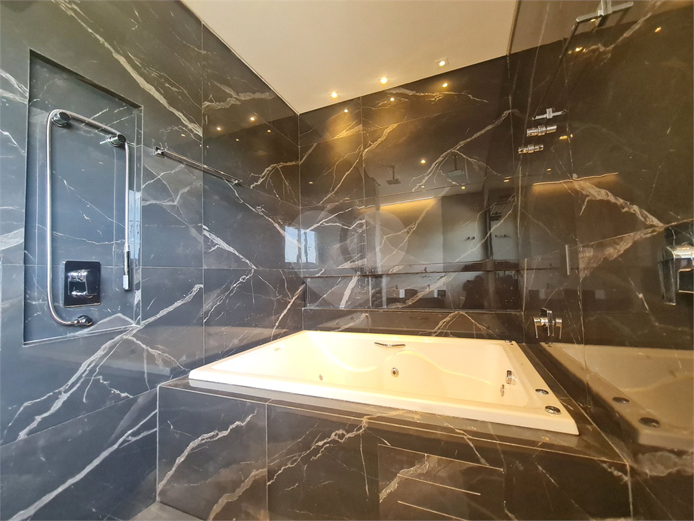 Casa à venda com 3 suítes no condomínio Parque Ibiti Reserva, Sorocaba - SP