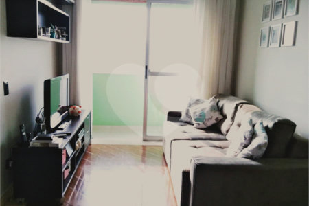 Apartamento à venda com 2 quartos em Parque Vitória, São Paulo, SP