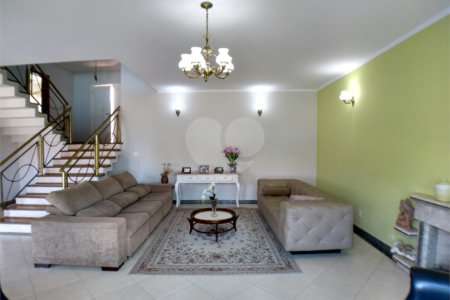 Casa à venda com 3 suítes em Santa Cândida, Vinhedo, SP