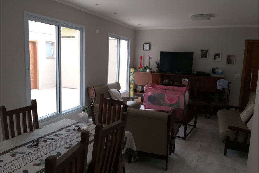 Sobrado à venda com 6 quartos, sendo 3 suítes, em Mandaqui, São Paulo, SP