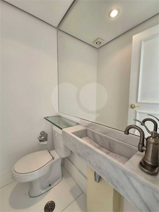 Apartamento para alugar com 3 quartos, sendo 2 suítes, em Brooklin Paulista, São Paulo, SP
