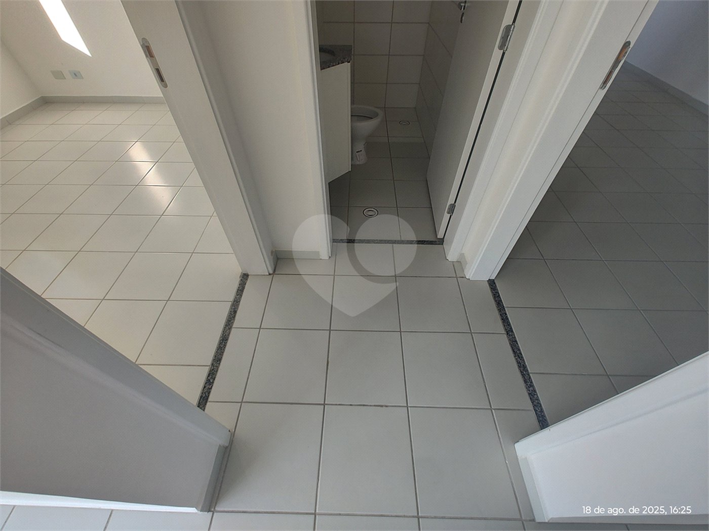 Apartamento para alugar com 2 quartos em Jardim das Palmeiras, Atibaia, SP