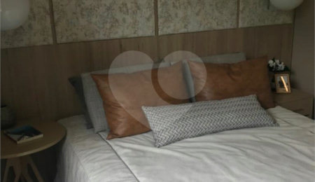 Apartamento à venda com 2 quartos, sendo 1 suíte,  em Jardim das Acácias, São Paulo, SP