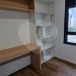 Apartamento à venda com 2 quartos, sendo 1 suíte, em Moema, São Paulo, SP