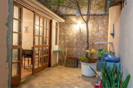 Sobrado à venda com 3 quartos, sendo 1 suíte, em Jardim Monte Kemel, São Paulo, SP