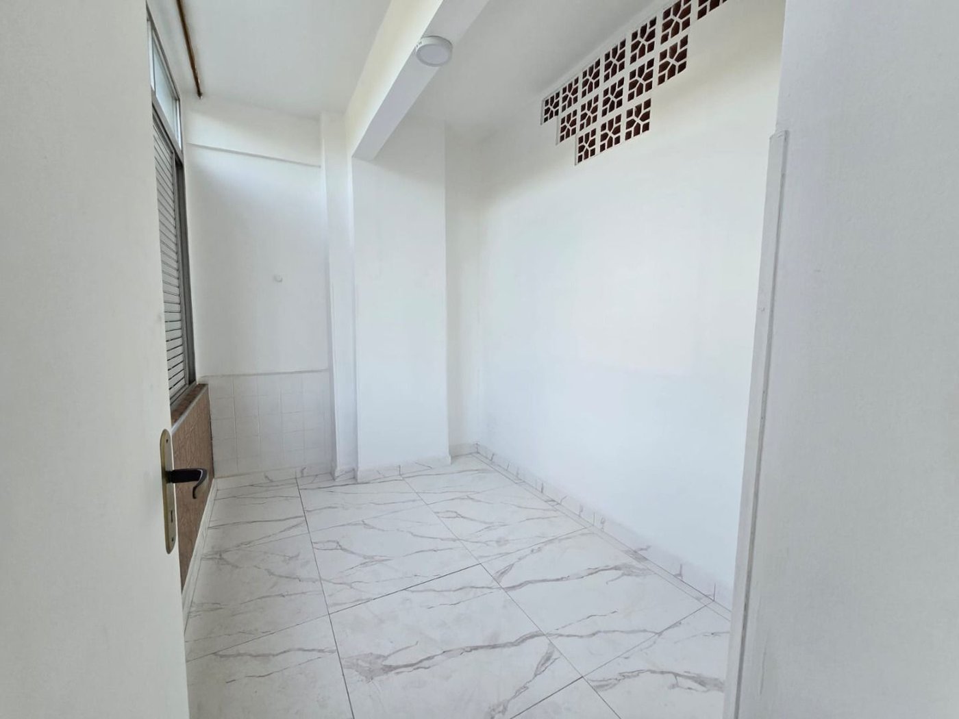 Apartamento com 2 dormitórios à venda, 56 m² por R$ 515.000,00 - José Menino - Santos/SP