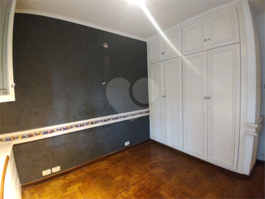Sobrado à venda com 5 quartos, sendo 3 suítes, em Cidade Monções, São Paulo, SP