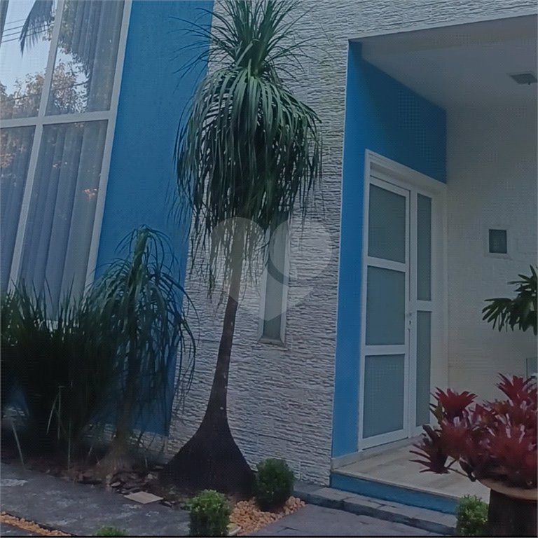 Casa à venda com 3 quartos, sendo 1 suíte, no condomínio Mansões da Prata, Rio de Janeiro - RJ