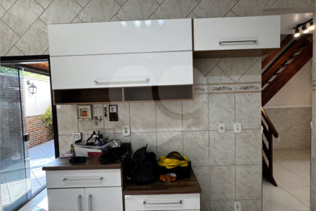 Casa à venda com 3 quartos, sendo 1 suíte, no condomínio Village da Posse, Rio de Janeiro - RJ
