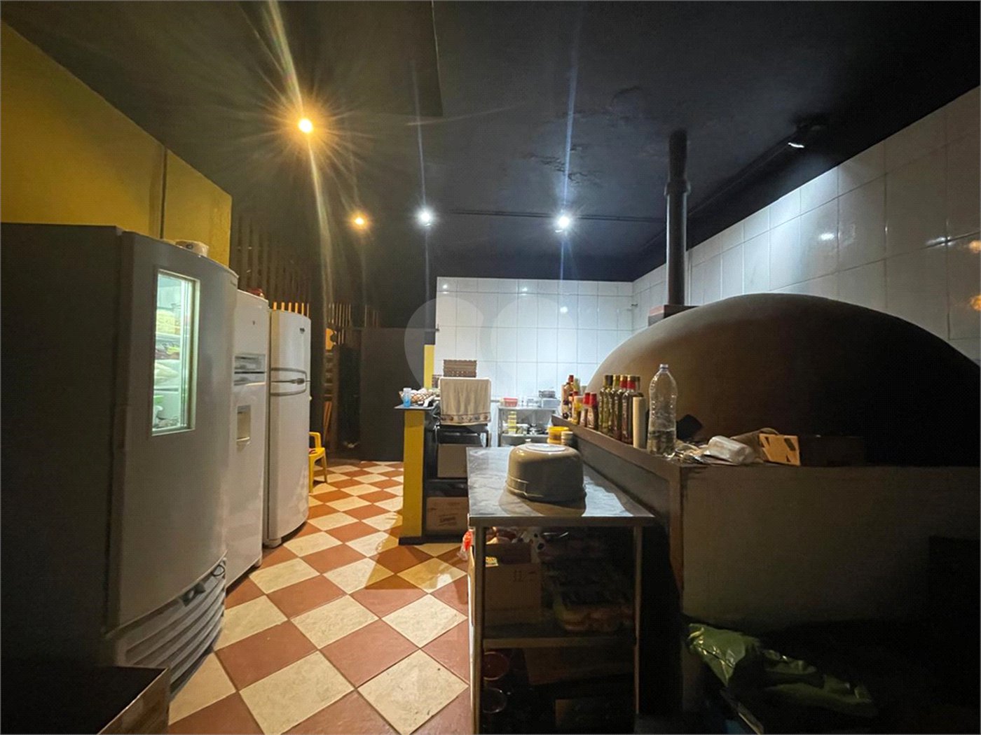 Sobrado à venda com 2 quartos, sendo 1 suíte, em Estância Balneária Hawai, Caraguatatuba, SP