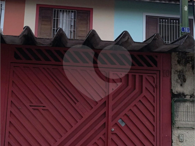 Sobrado à venda com 2 quartos em Tremembé, São Paulo, SP