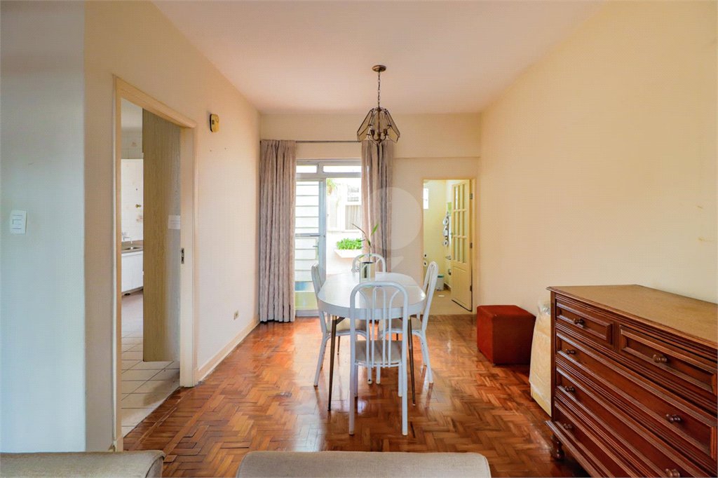 Casa à venda com 3 quartos em Indianópolis, São Paulo, SP