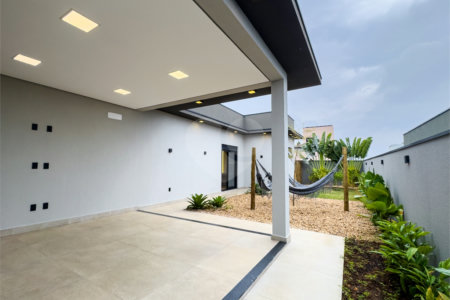 Casa à venda com 3 suítes no condomínio Residencial Helvétia Park, Indaiatuba - SP