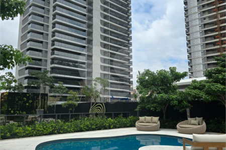 Apartamento à venda com 2 suítes em Jardim Morumbi, São Paulo, SP